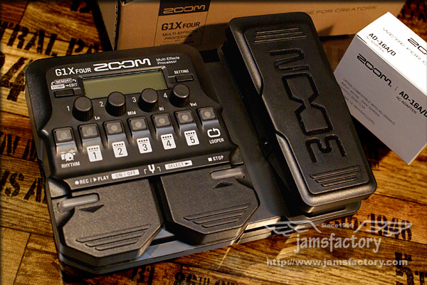 ZOOM G1X FOUR アダプタ 箱 取り扱い説明書付き